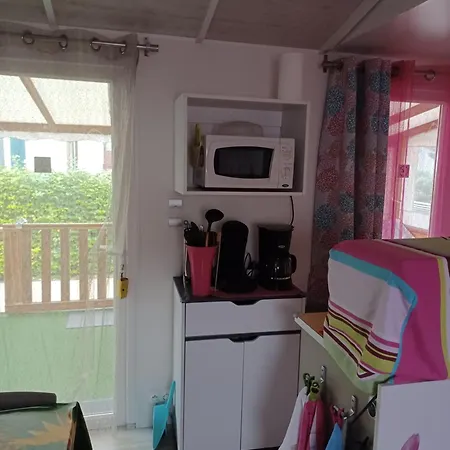 Mobil Dans Familial Chalet Vic-la-Gardiole